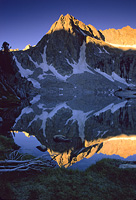 Sunrise Picture Peak reflection at Hungry Packer Lake