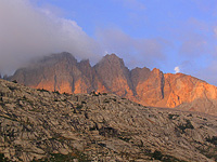 Sunset alpenglow off the Palisades in the High Sierra