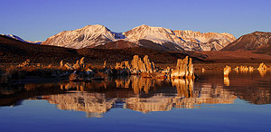 Sunrise at Mono Lake in the Inyo National Forest